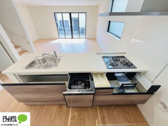 Lb`@lC̃JE^[Lb`́ArOɂ邲Ƒ̗lqf܂