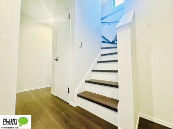 ̑@肷tKiBȂqlNz̕Sɏ艺ł܂B