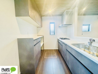 Lb`@ƑƂbȂyłJE^[Lb`