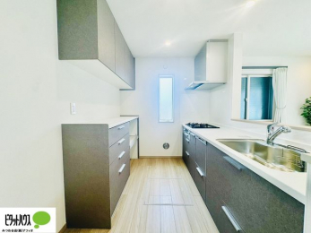 Lb`@lC̃JE^[Lb`́ArOɂ邲Ƒ̗lqf܂