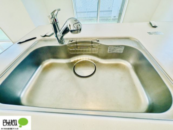 ̑@LVNő傫ȂtCpNN􂦂܂B