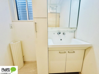 ʑEʏ@ʎɏAJr\hɂB傫ȋŌ₷ʉϑł