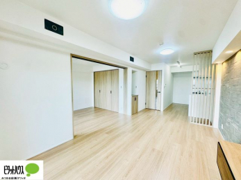 ̑@傫ȑۓIȃrÓA邢CɂĂ܂ˁB