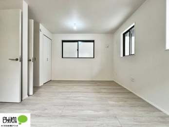 q@Ԏd؂肷邱Ƃ2̕ɕ邱Ƃ\BƑ̃CtX^C̕ωɍ킹ĎR݂łB