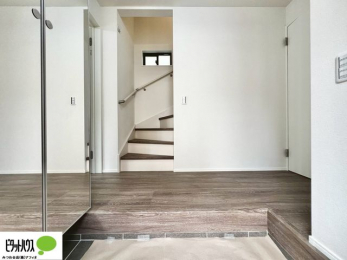 ց@V[Y{bNXɂ́AgȂ݃`FbNłSg~[tI