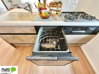 Lb`@Ȟ̕ЕtyɂȂAH􂢊@tB