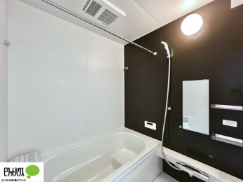 @̔ĂoX[͍LXBx͂qlƈꏏɗVтȂ܂ˁB