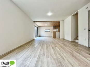 rO@LXkcjȊ傫ȃ\t@uĂfӏ܂ǂłˁB