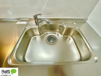 ̑@LVNő傫ȂtCpNN􂦂܂B