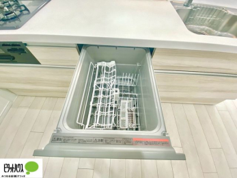 Lb`@Ȟ̕ЕtyɂȂAH􂢊@tB