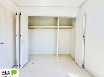 [@傫Ȏ[͂mׂG݂Ղ肵܂܂B