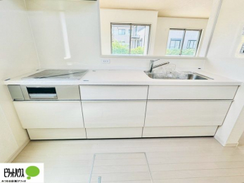 Lb`@VzȂł͂̃sJsJ̃Lb`͖̂yĂ܂ˁB