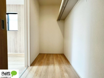 [@EH[NCN[[bg͂m[̂͂AsobNȂǂ̑傫ȉו[Ă̂ɂ֗łB