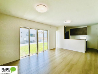 rO@lC̑ΖʃLb`ŉƑ݂ȂꏏB