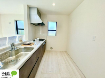 Lb`@lC̃JE^[Lb`́ArOɂ邲Ƒ̗lqf܂