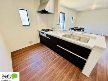 Lb`@{Hʐ^@ƑƂbȂyłJE^[Lb`