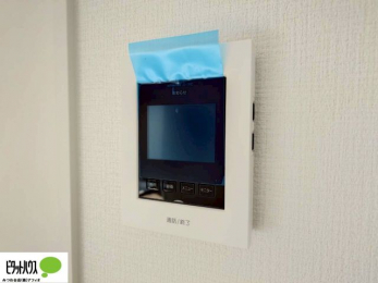 ���̑��@������Ԃ����S��TV���j�^�[�t���C���^�[�z��