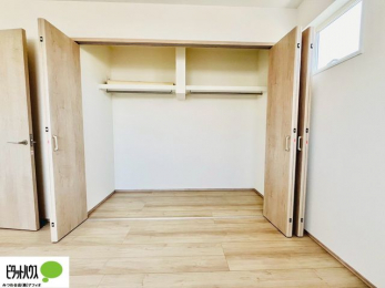 [@傫Ȏ[͂mׂG݂Ղ肵܂܂B