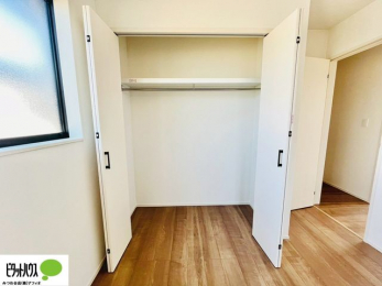 [@ꂼ̂Ɏ[Xy[X̂ŃvCx[gȉוg߂ɒuƂł܂B