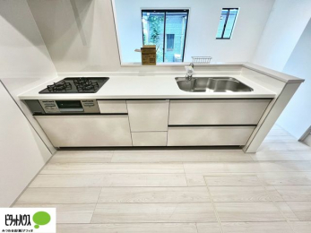 Lb`@VzȂł͂̃sJsJ̃Lb`͖̂yĂ܂ˁB