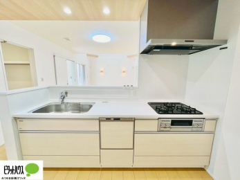 Lb`@lC̃JE^[Lb`́ArOɂ邲Ƒ̗lqf܂