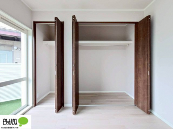 [@傫Ȏ[͂mׂG݂Ղ肵܂܂B