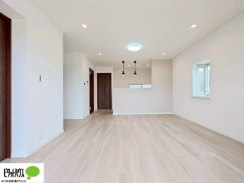 rO@LXkcjȊ傫ȃ\t@uĂfӏ܂ǂłˁB