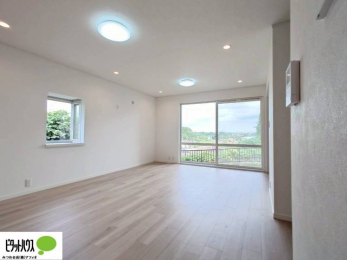 ̑@傫ȑ̂郊rO͖邭AʂǂAƑ݂Ȃ̏΂n܂