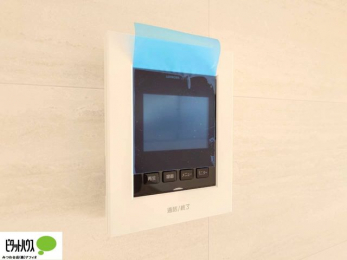 ���̑��@������Ԃ����S��TV���j�^�[�t���C���^�[�z��