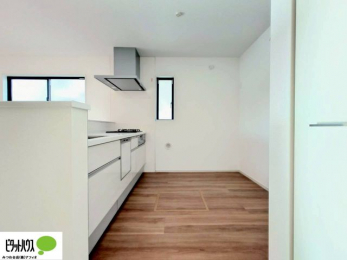 �L�b�`���@�Ƒ��Ƃ��b���Ȃ���y���������ł���J�E���^�[�L�b�`��