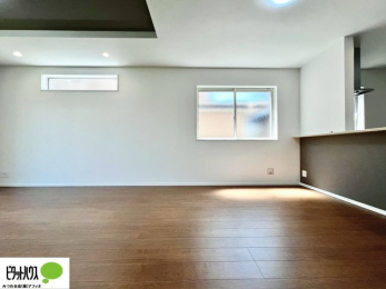 ���̑��@���r���O����̓L�b�`���ɂ���}�}��p�p��������̂ŁA���q�l���V�񂾂�x�񂾂���S���ĉ߂������Ƃ��ł��܂��B