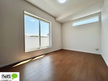 �Q���@�o���R�j�[�ւƑ������邢�����B