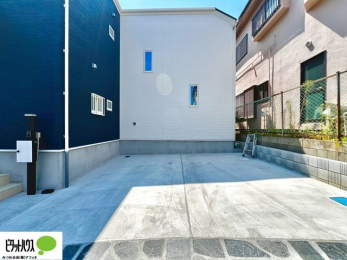 �@�}�ȗ��q�ɂ����S2��Ƃ߂��܂��B