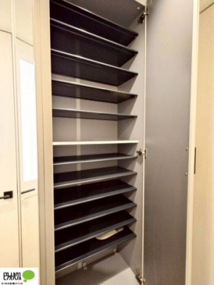 ց@V[Y{bNXɂ́AgȂ݃`FbNłSg~[tI