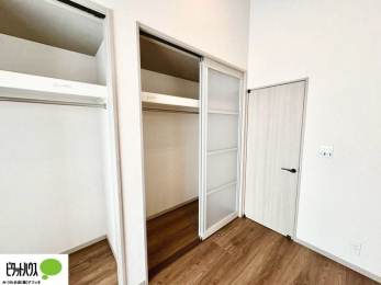 [@傫Ȏ[͂mׂG݂Ղ肵܂܂B