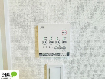 ̑@{Hʐ^@24ԊCECEEEg[t