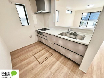 ̑@ł̒[ނS~̔}AɔzAZސlƒnɂ₳IȃVXeB