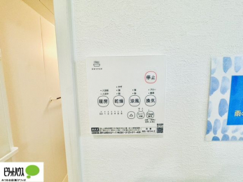 ̑@{Hʐ^@24ԊCECEEEg[t