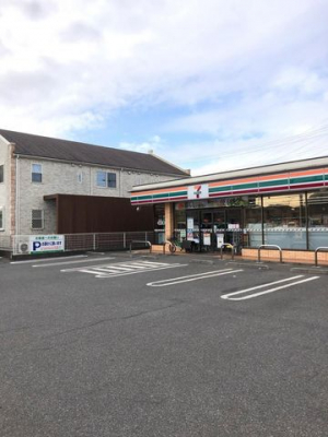 ӊ@ZuCus܏X k4B 300m