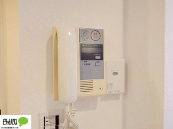 ���̑��@������Ԃ����S��TV���j�^�[�t���C���^�[�z��