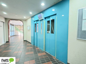 ���ԏ�@�G���x�[�^�[2��