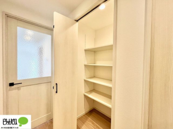 ���ց@�L�����[