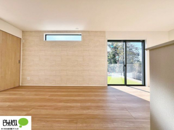 ���̑��@�A�N�Z���g�N���X���g�p�����A�������ȃ��r���O�ł��B