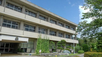 ���ӊ��@�˓c���w�Z �k��24���B 1860m