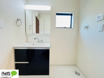 ���ʑ�E���ʏ��@�{�H��ʐ^�@���ʎ��ɏ���������A�J�r�\�h�ɂ��B�傫�ȋ��Ō��₷�����ʉ��ϑ�ł�