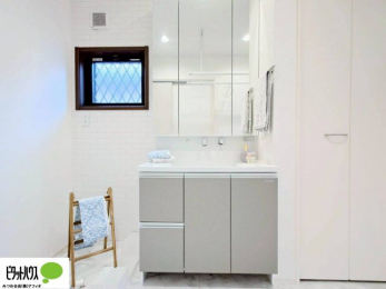 ���ʑ�E���ʏ��@���ʎ��ɏ���������A�J�r�\�h�ɂ��B�傫�ȋ��Ō��₷�����ʉ��ϑ�ł�