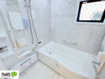 �����@�����������F���̗����ŁA1���̔��������������Ă��������B