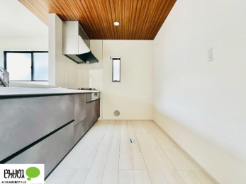 Lb`@{Hʐ^@VzȂł͂̃sJsJ̃Lb`͖̂yĂ܂ˁB