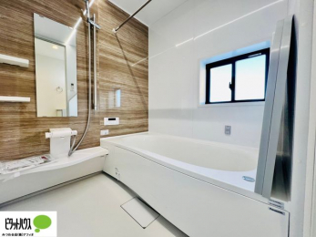 �����@�{�H��ʐ^�@�����̔�������Ă���闁���͍L�X�������B�x���͂��q�l�ƈꏏ�ɗV�тȂ������܂��ˁB