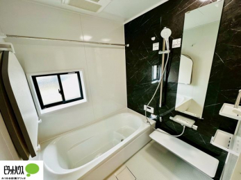 @{Hʐ^F1̔x̓͂qlƂ̃R~jP[V̏Ƃ